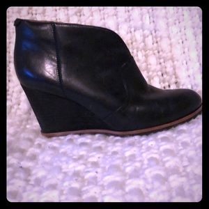 Dr school’s bootie